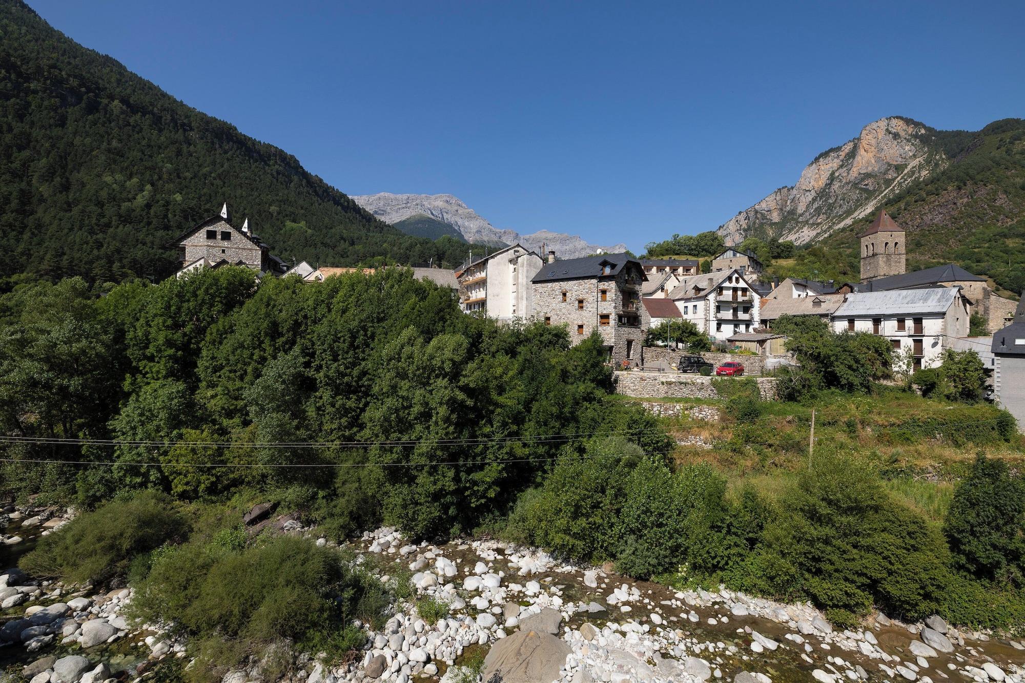 Vista Exterior HOSTAL PAÑART