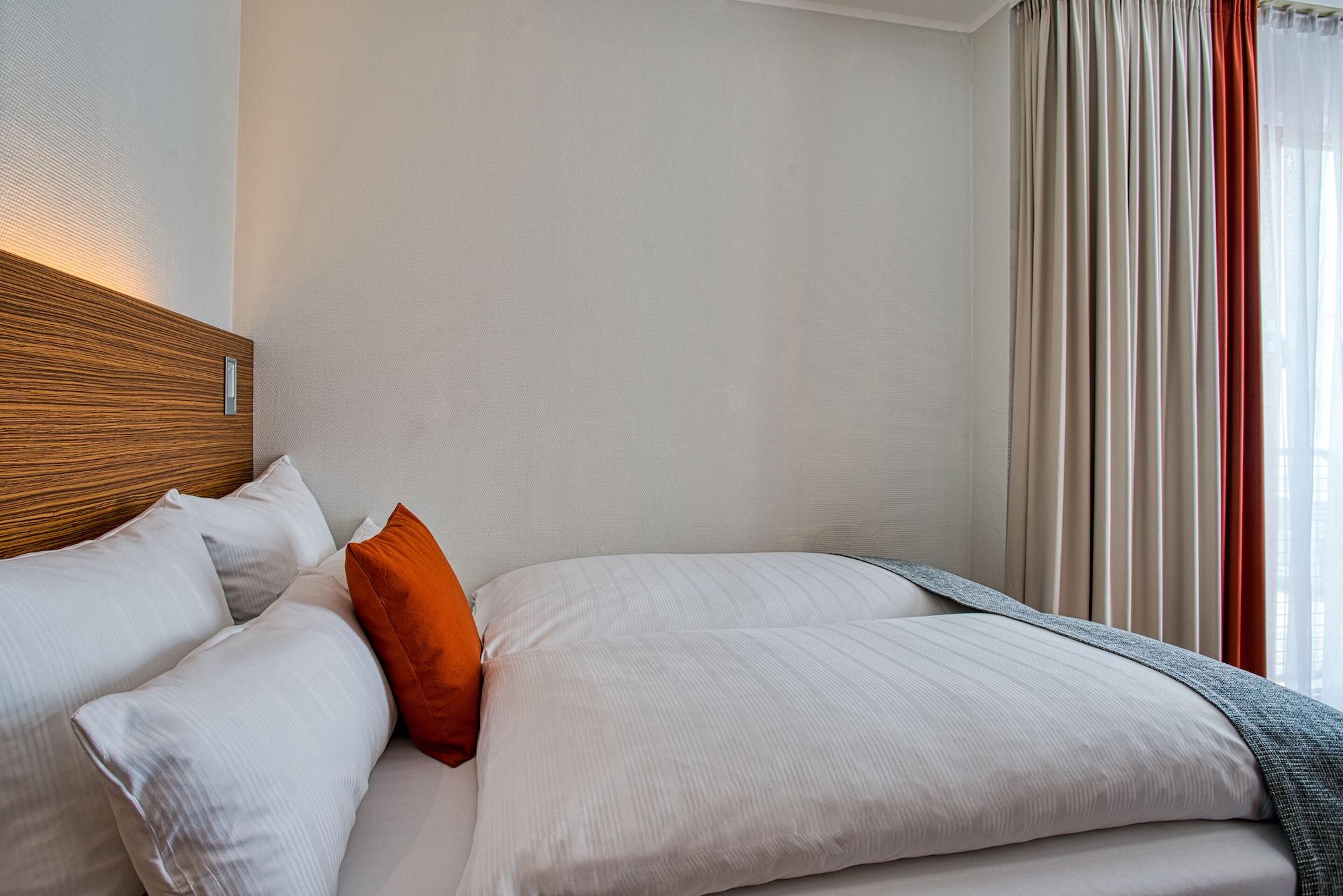 Set de Habitación Kommerzhotel Köln