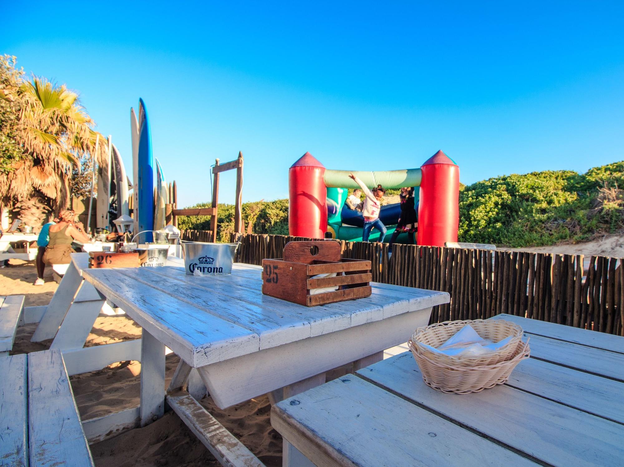 Instalaciones Recreativas Pili Pili Beach Cabanas