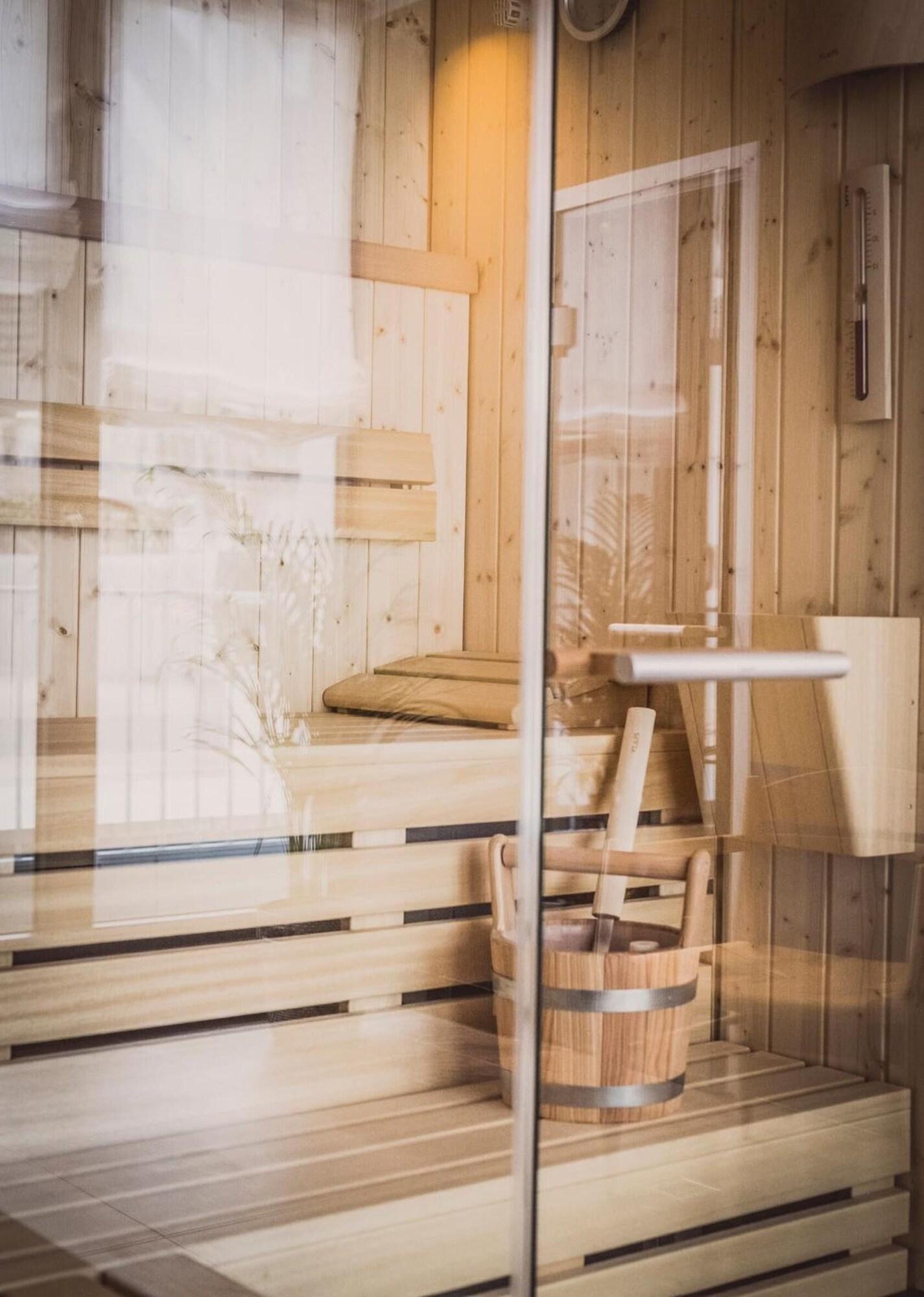 Spa HENRI Hotel Düsseldorf Downtown