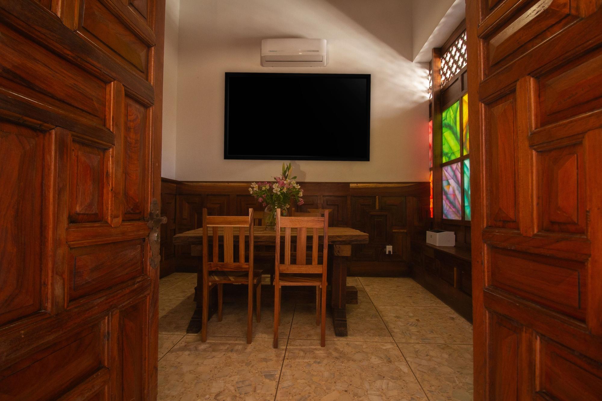 Centro de Negocios NaNa Vida Hotel Morelia