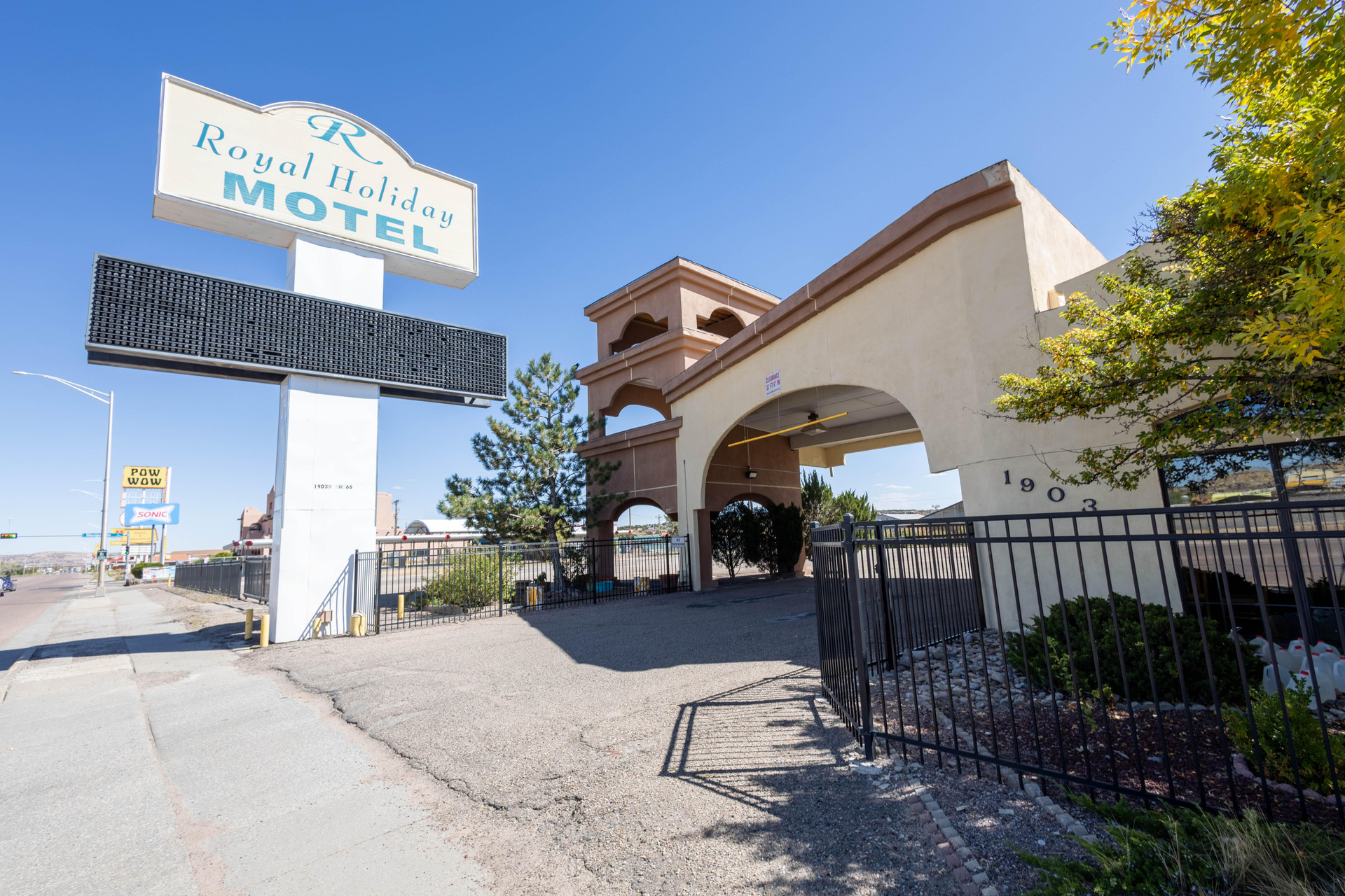 Vista Exterior Royal Holiday Motel By Belvilla Gallup I-40