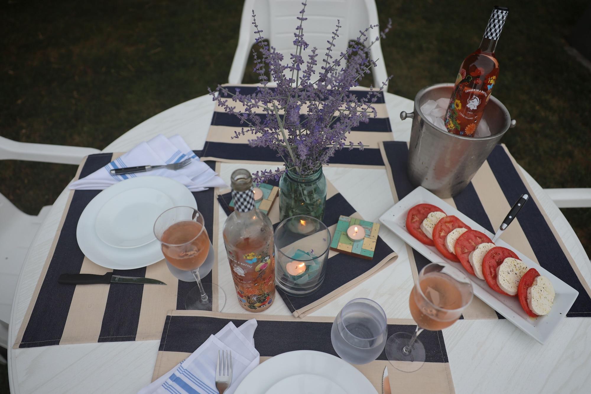Restaurant Hartmans' Briney Breezes Beach Resort