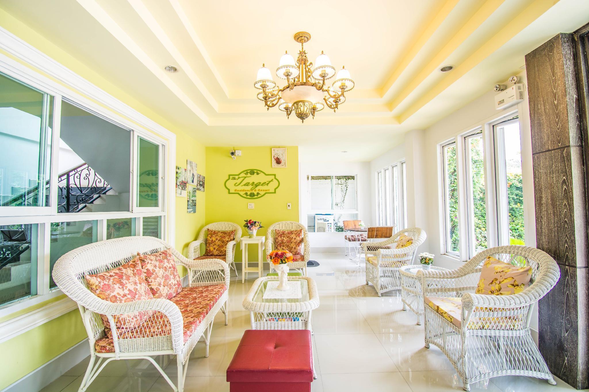 Vista Lobby The target residence & resort