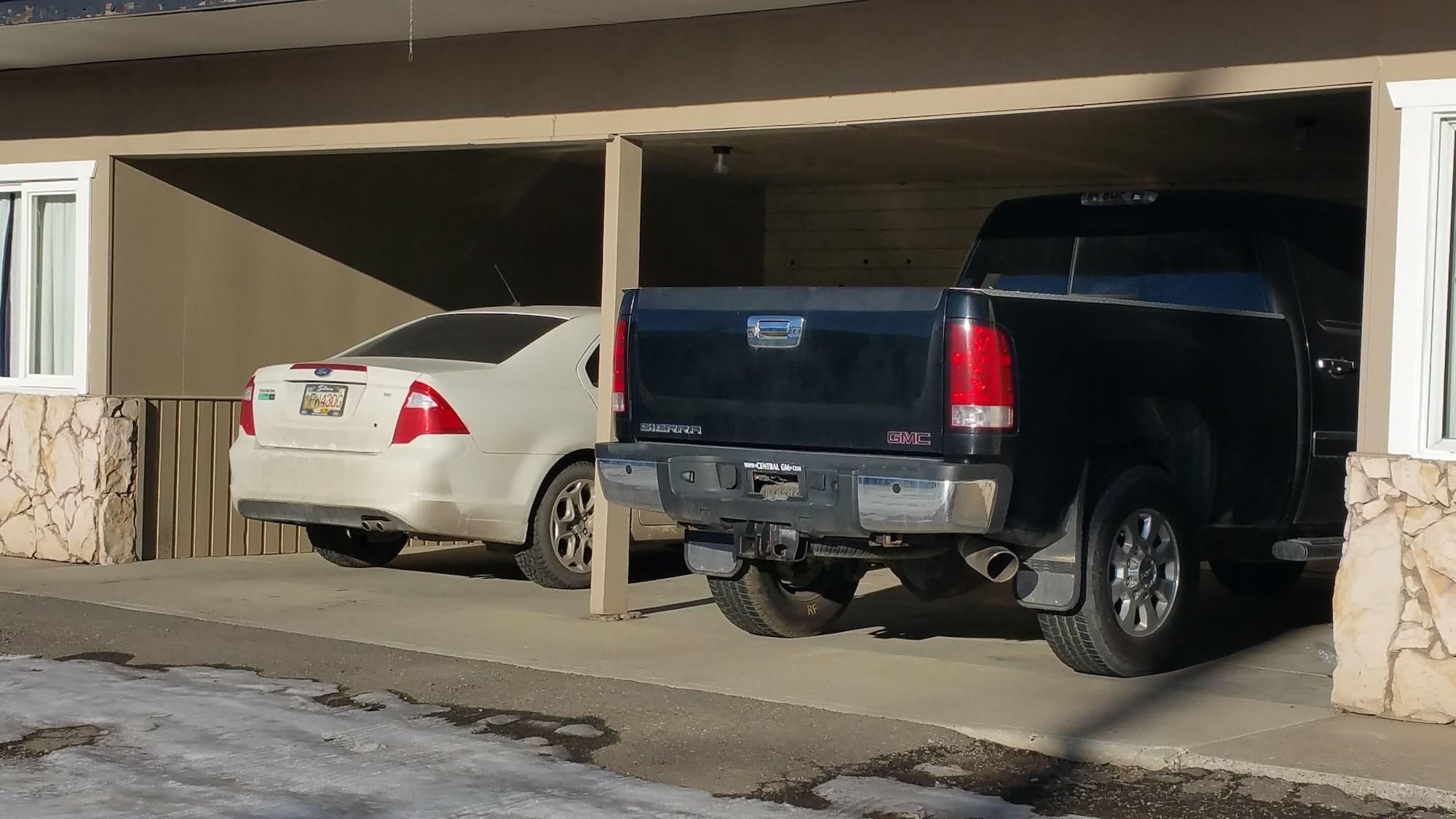 Vista Exterior 99 Mile Motel