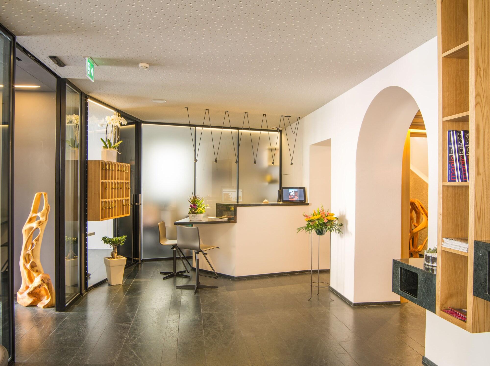 Vista Lobby Albergo Croce Bianca