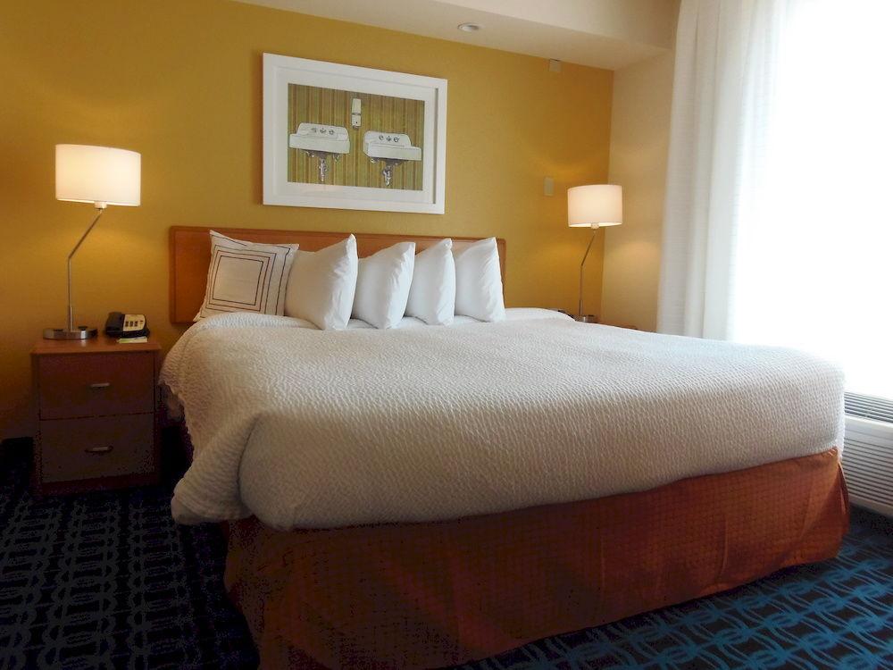 Comodidades del Alojamiento Fairfield Inn and Suites by Marriott Indianapolis Airport