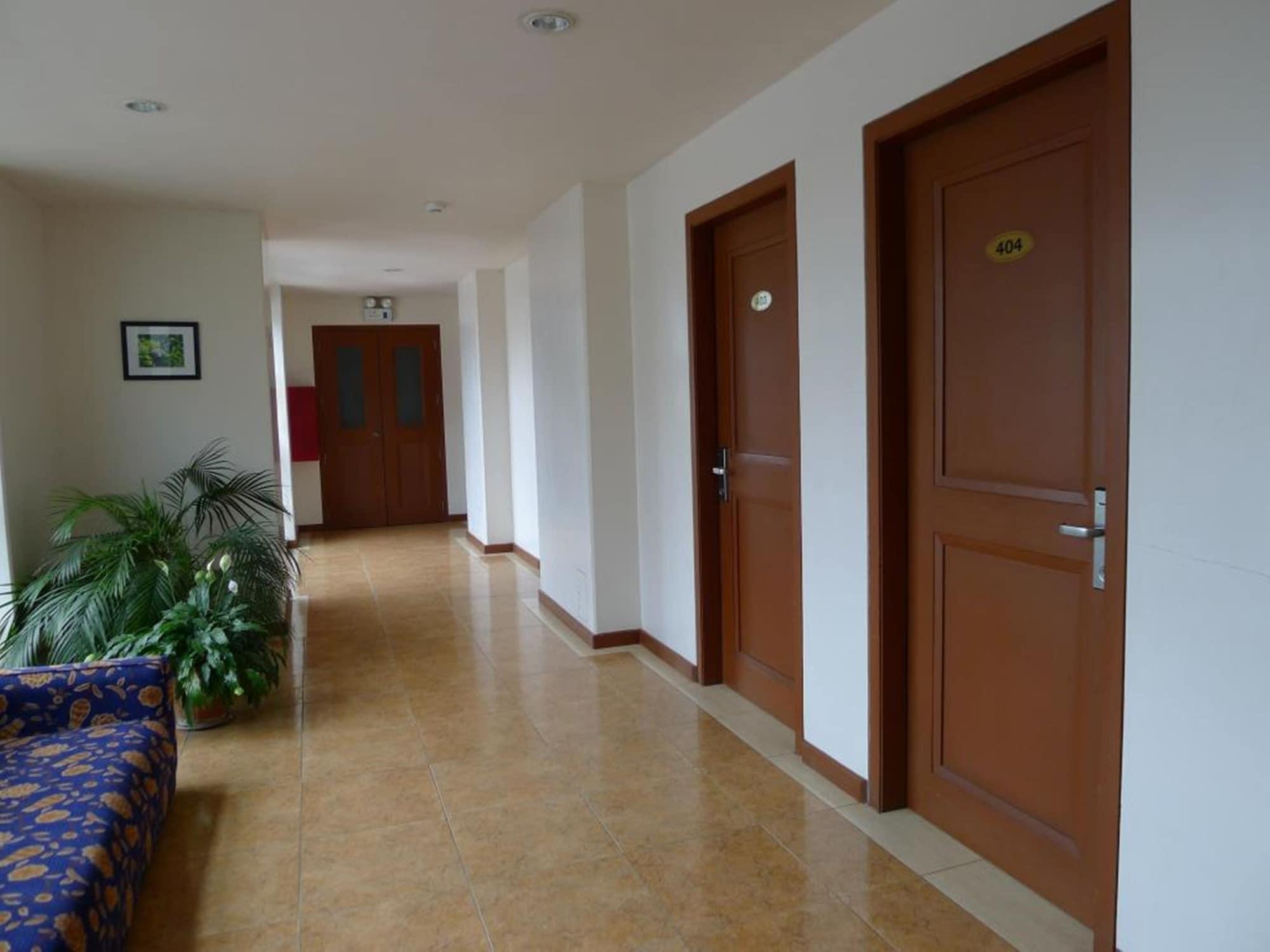 Varios Hotel Cosmopolitan