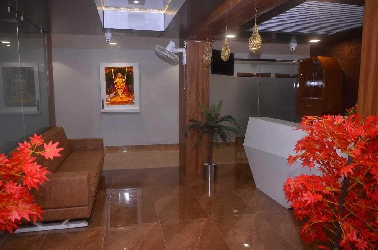 Vista Lobby Hotel Radhe Inn