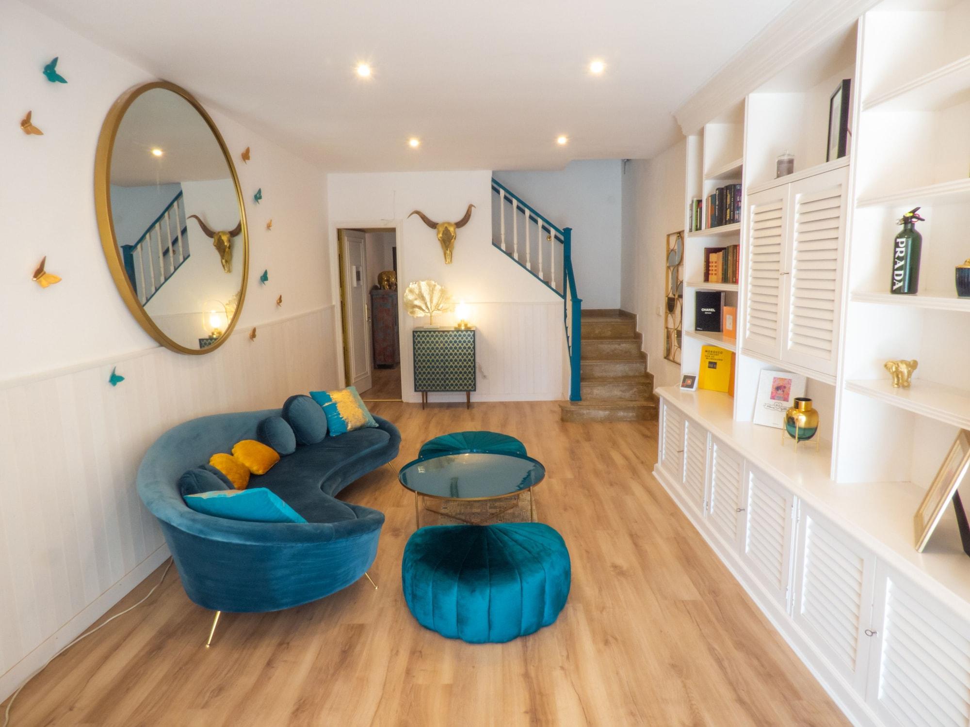 Vista Lobby Antonio S House