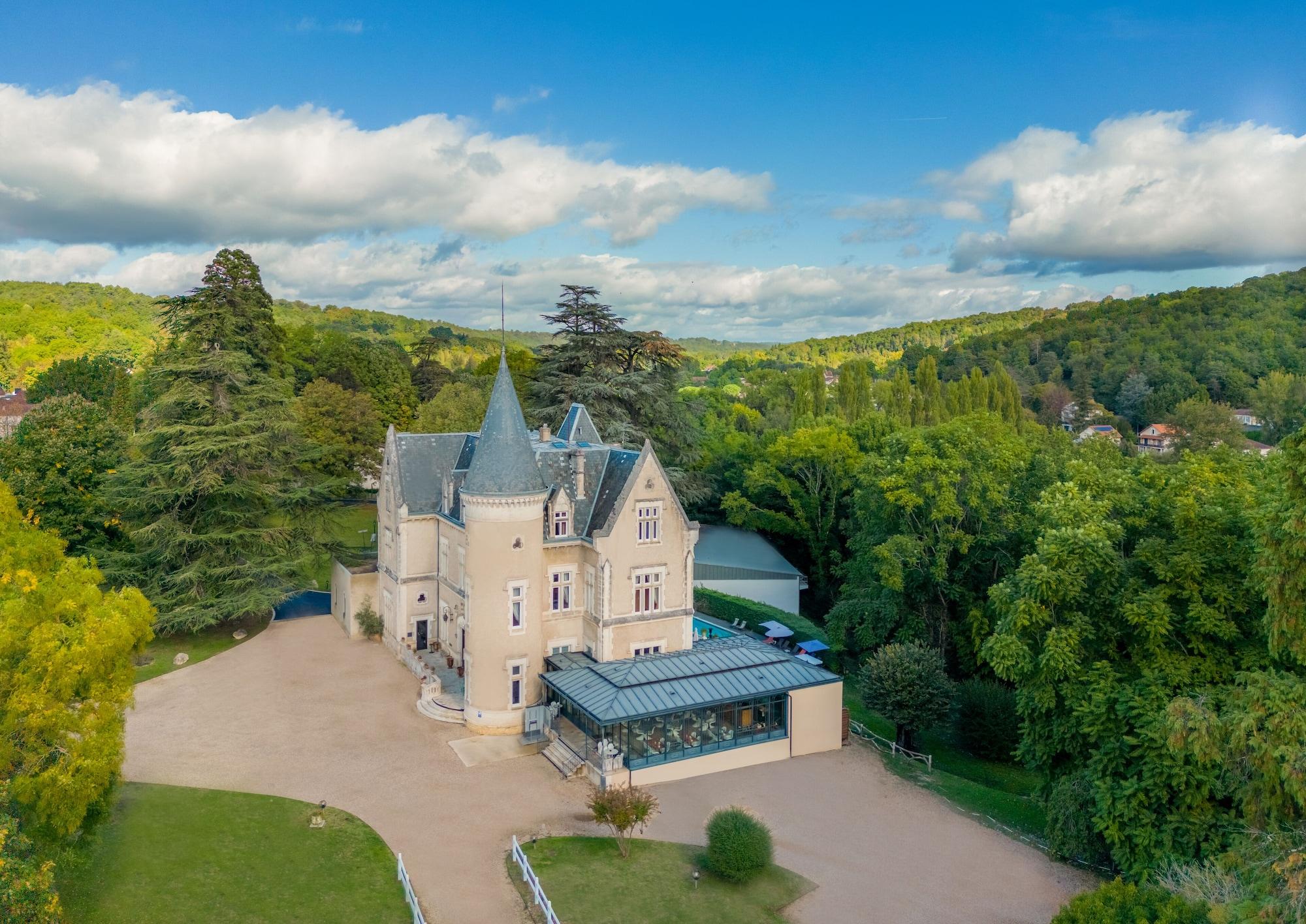 Vista Exterior Chateau des Reynats
