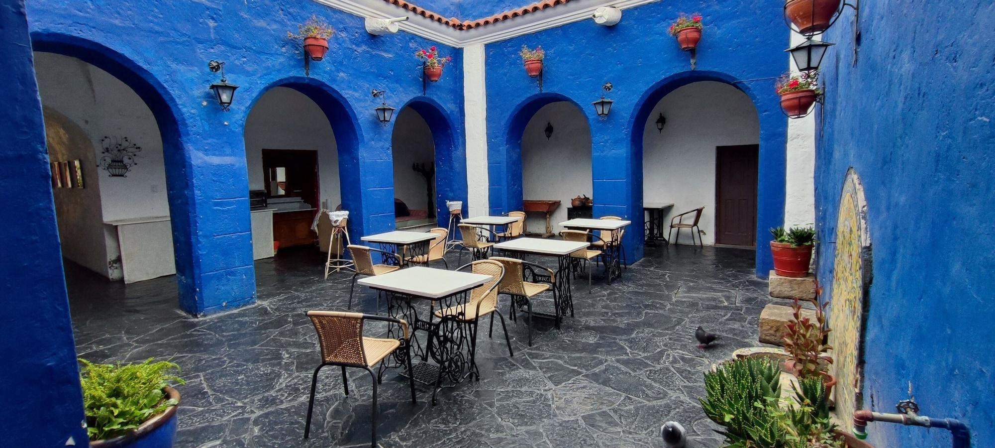 Restaurant Flying Dog Hostels Arequipa