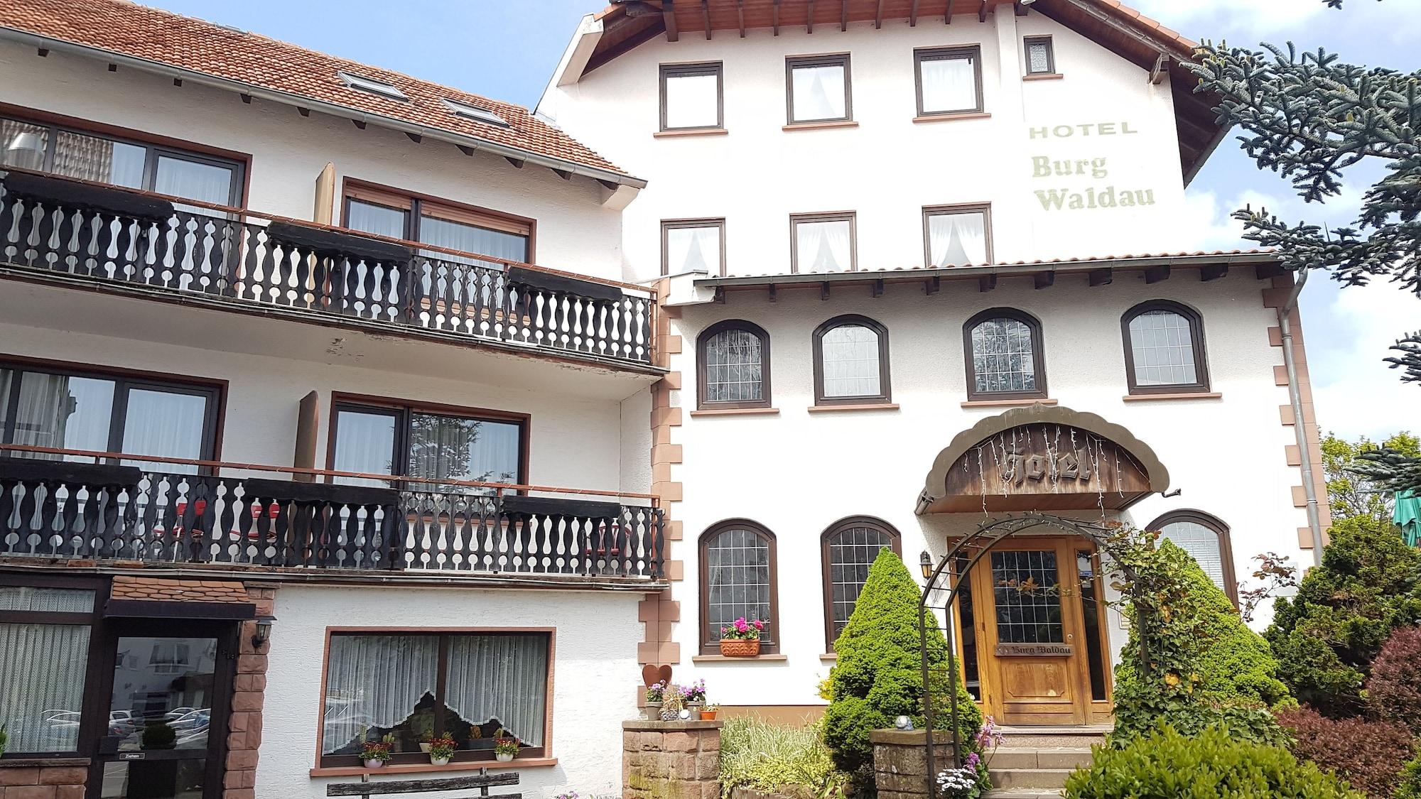 Varios Hotel Burg Waldau