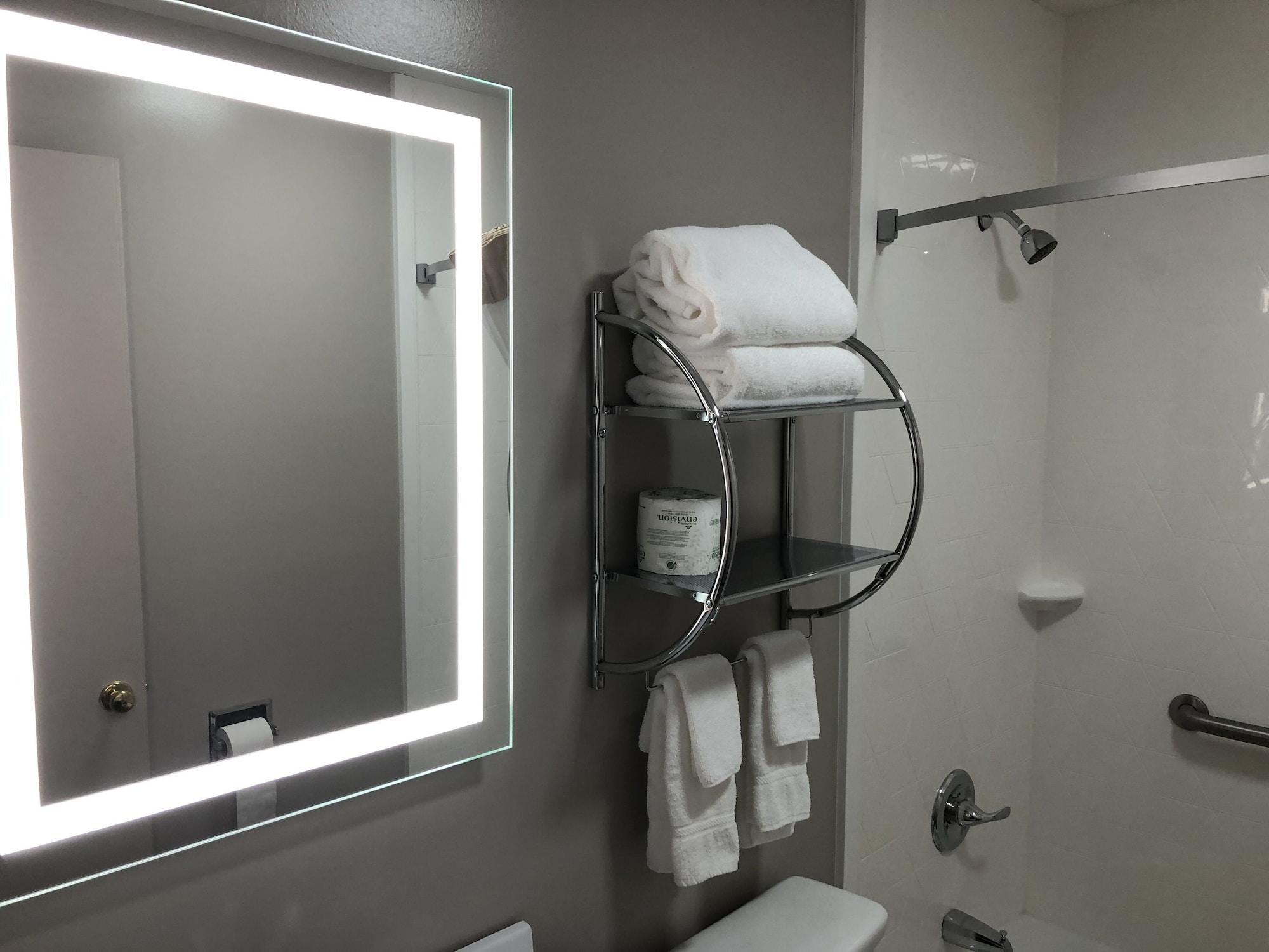 Equipamiento de Habitación DuPont Suites