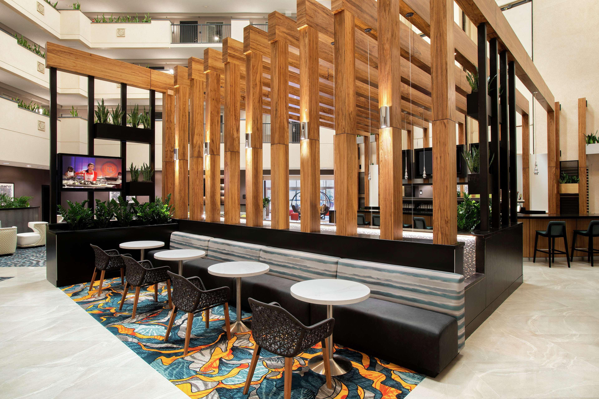 Bar/Salón Embassy Suites by Hilton Orlando Airport