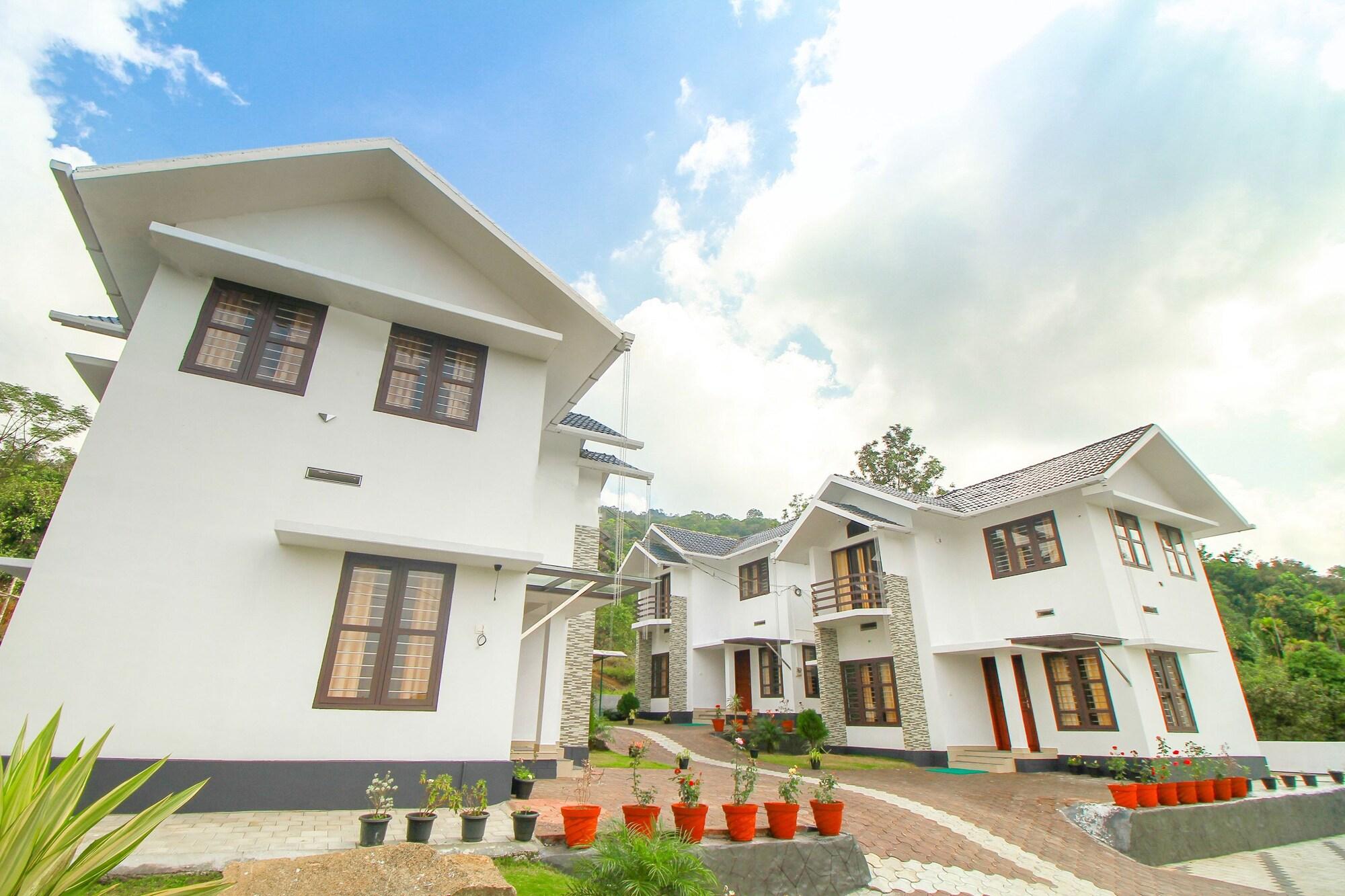 Varios OYO 25109 Pooppas Villas