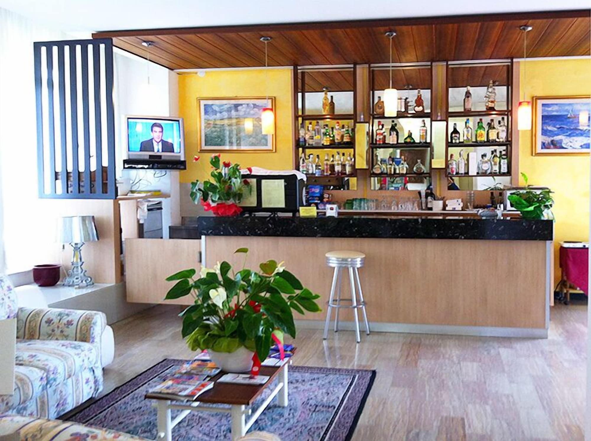 Bar/Salón Hotel Promenade
