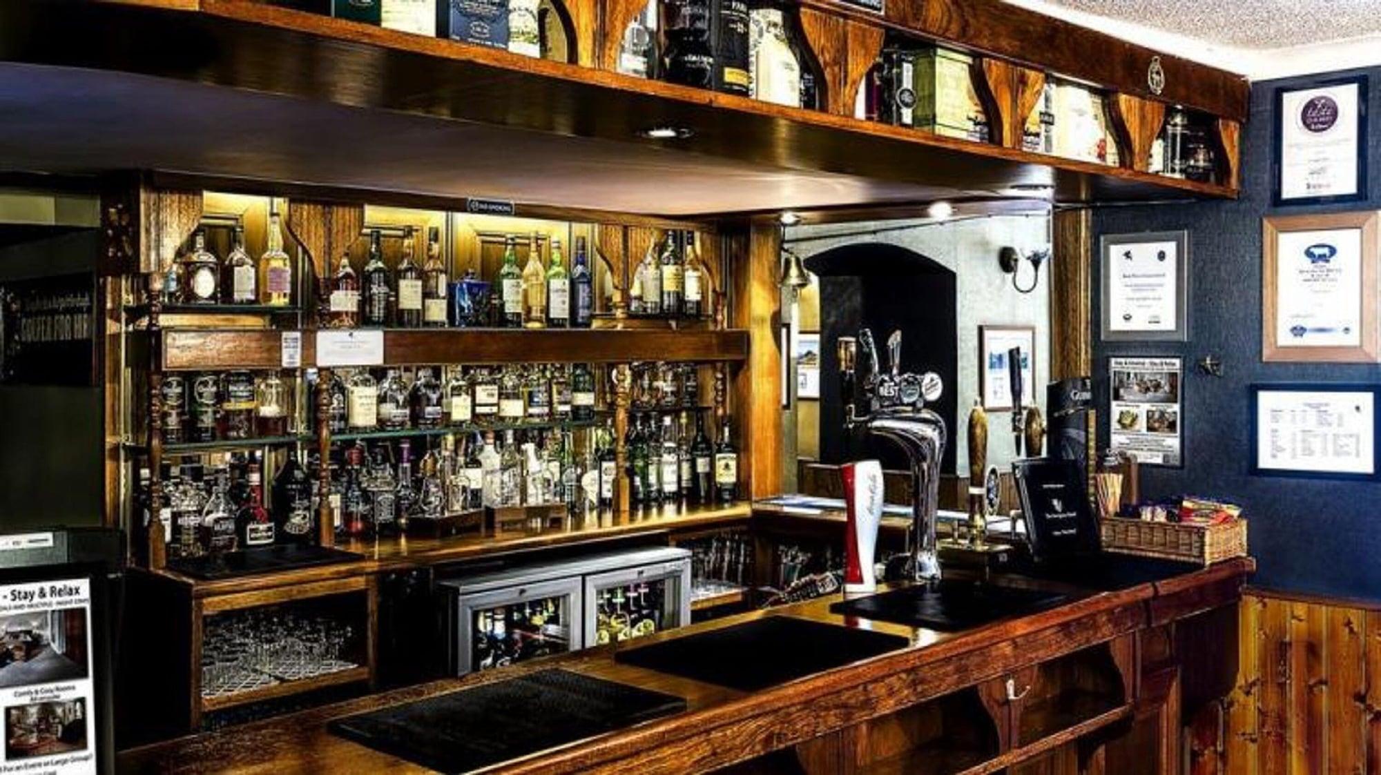 Bar/Salón Invergarry Hotel