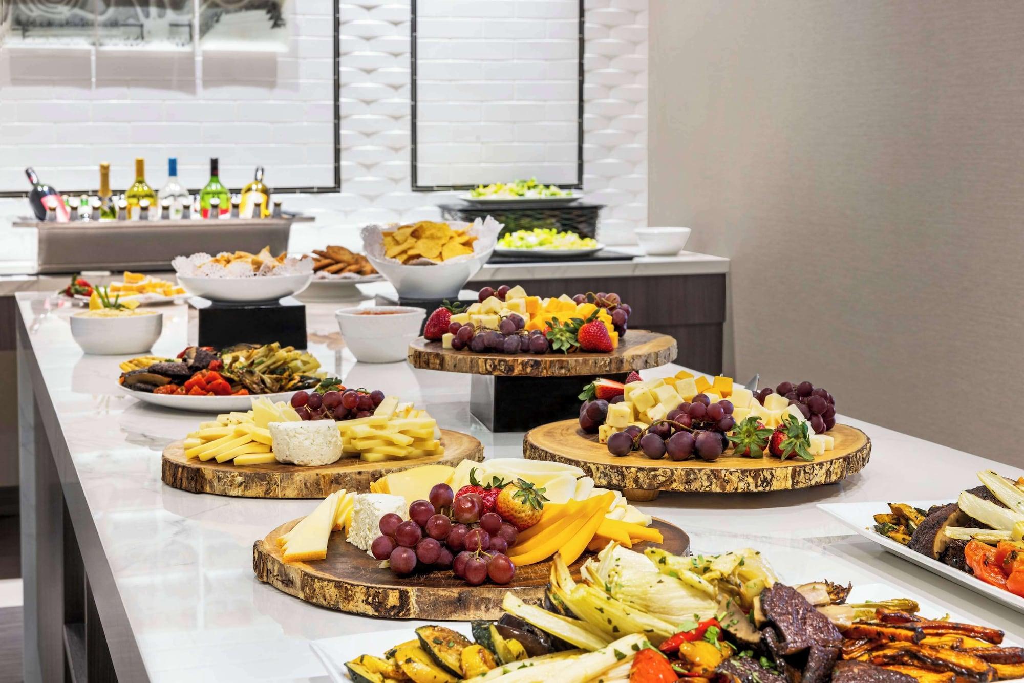 Restaurant Homewood Suites by Hilton Philadelphia-City Avenue
