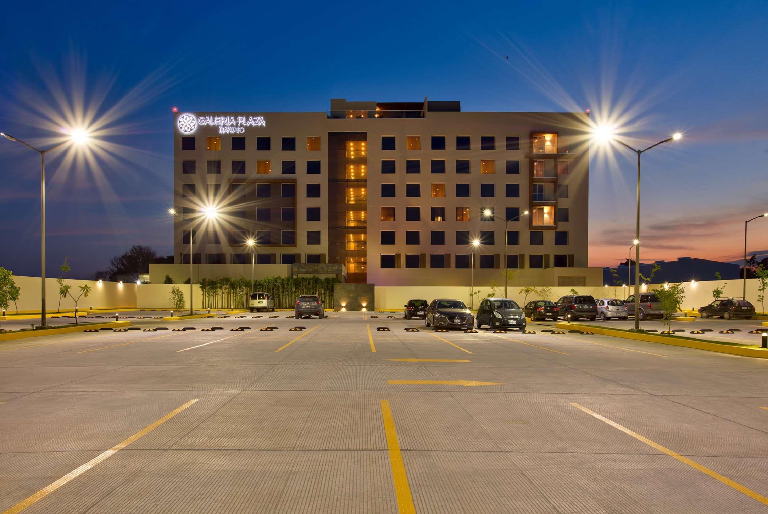 Vista Exterior Galeria Plaza Irapuato