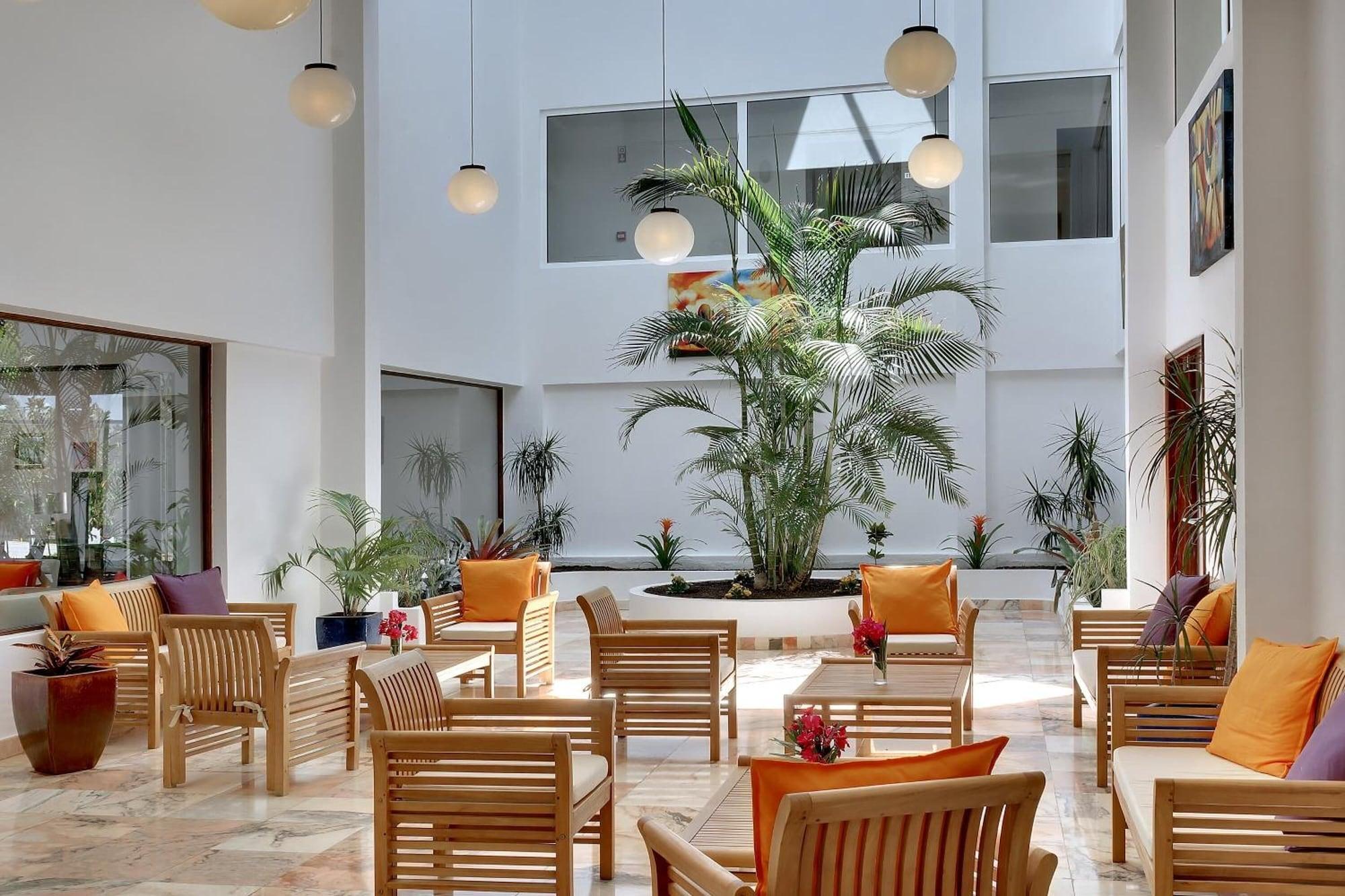 Vista Lobby Hotel Zodiaco