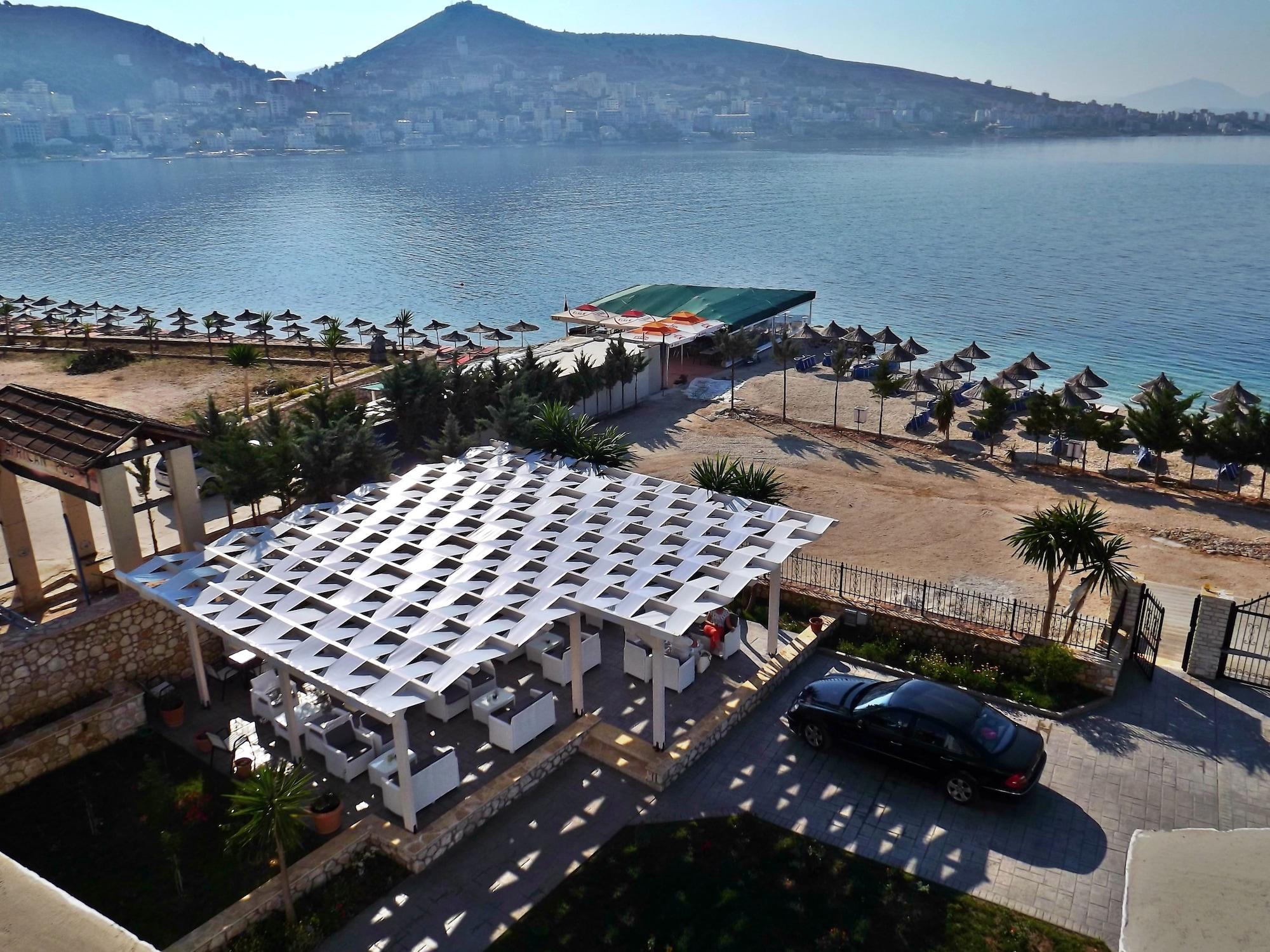 Bar/Salón Vila Kalcuni