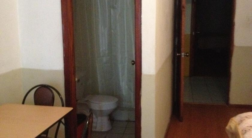 Equipamiento de Habitación Hostal Oasis Quito