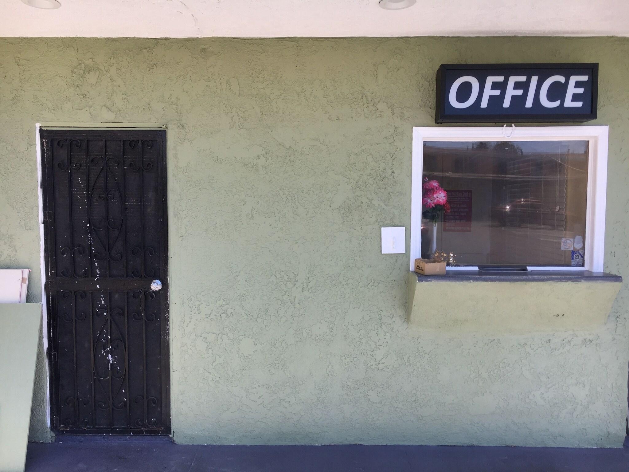 Vista Lobby Town House Motel