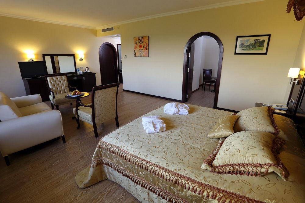 Habitación Eser Diamond Hotel & Convention Center