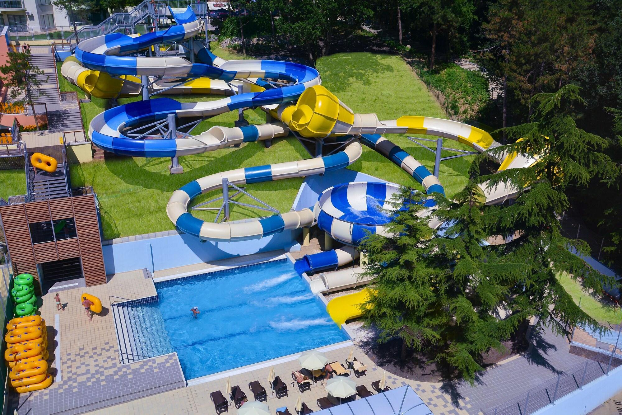 Vista Piscina Grifid Arabella Hotel - Ultra All inclusive & Aquapark