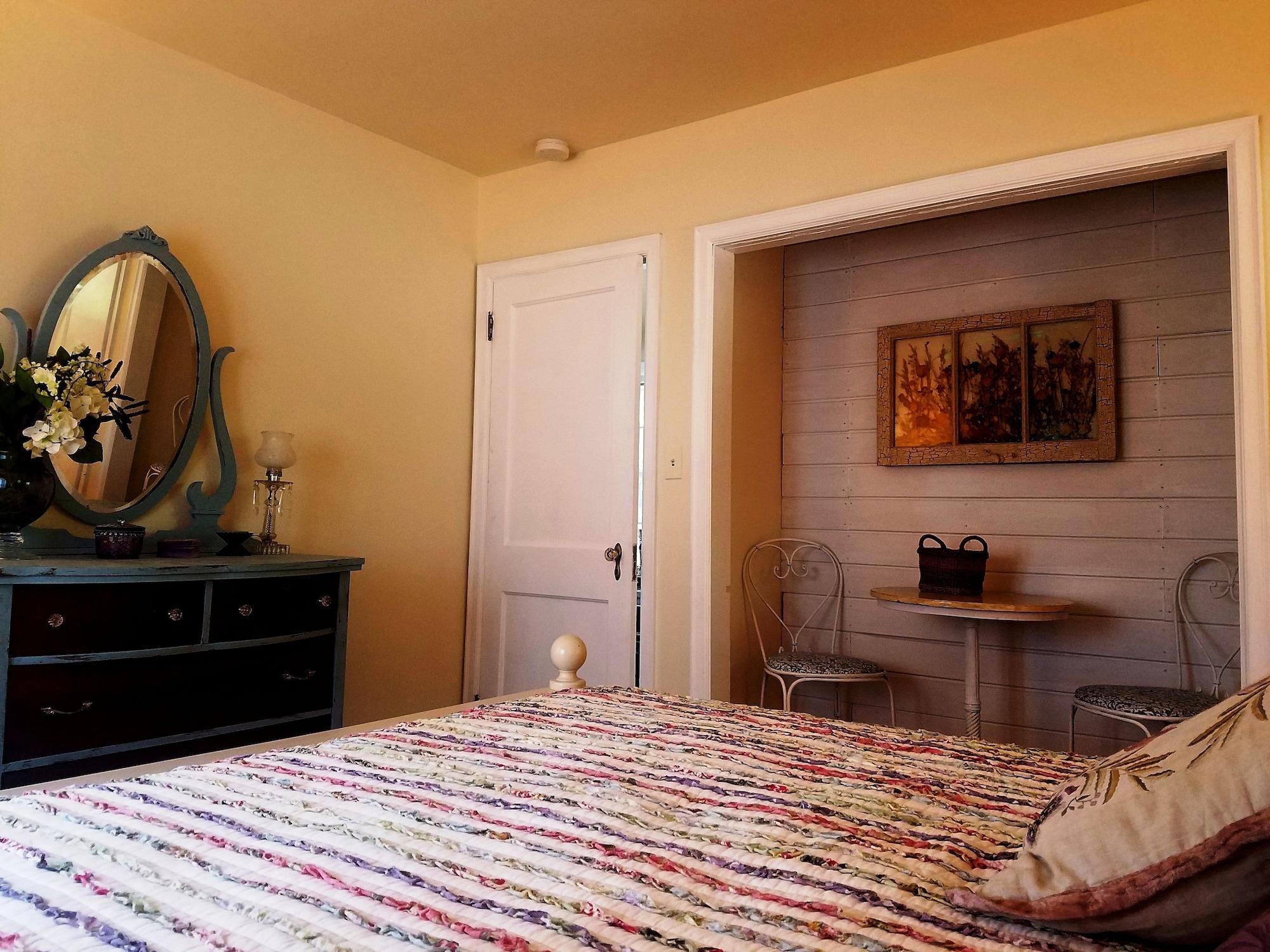 Habitación Contented Cottage Bed and Breakfast