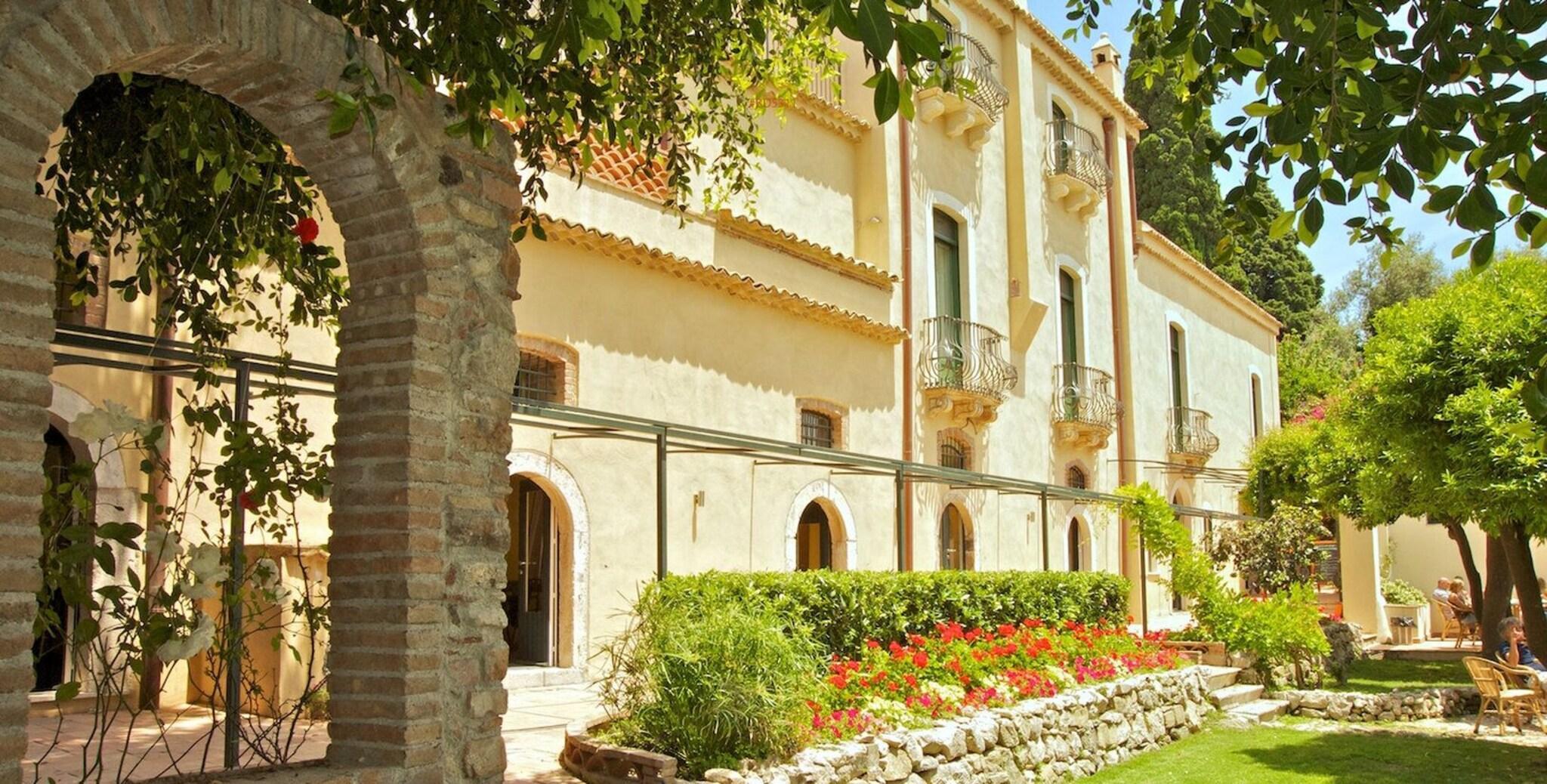 Vista Exterior HOTEL VILLA CARLOTTA