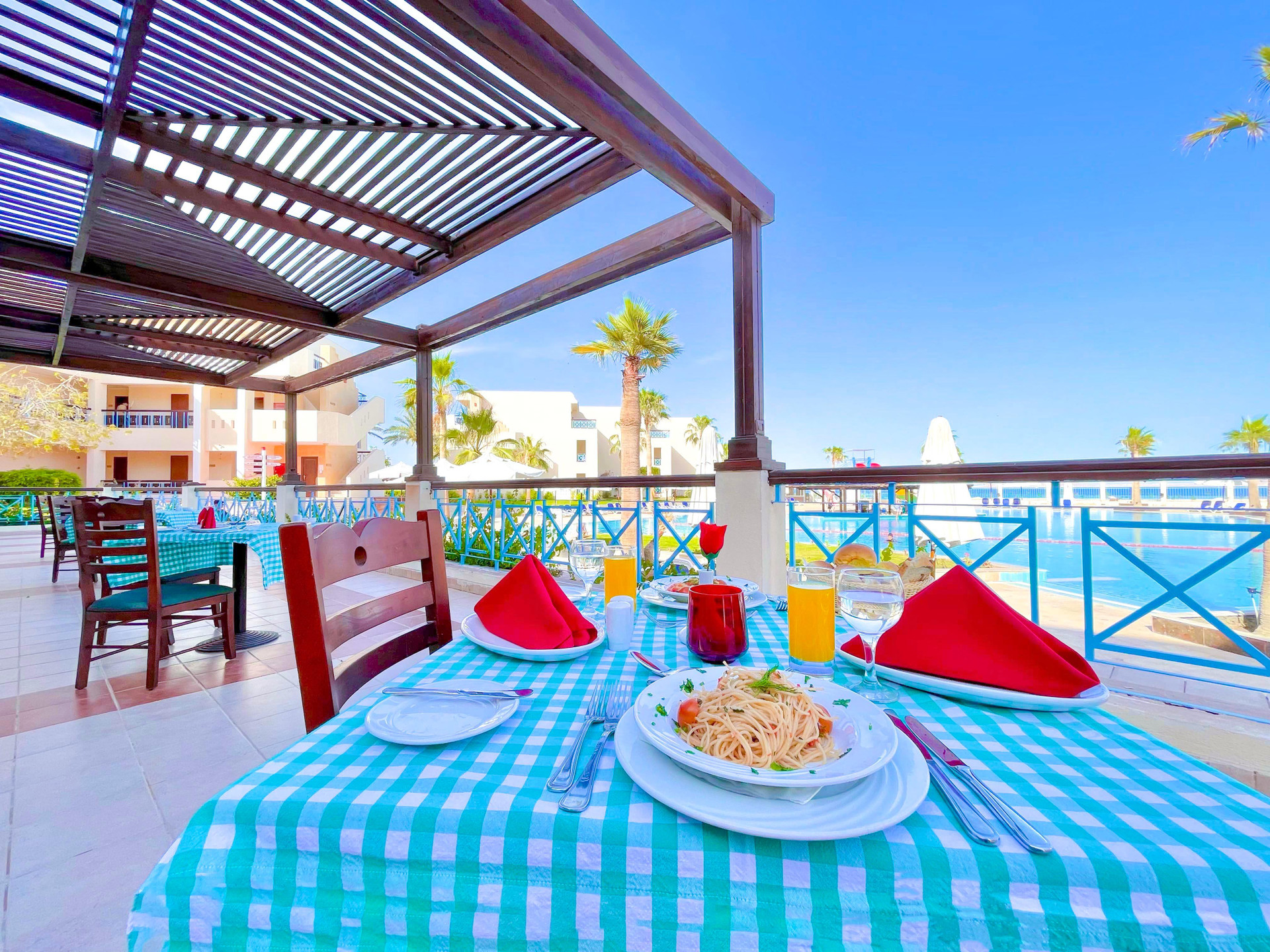 Restaurant Ivy Cyrene Island  Aquapark Resort