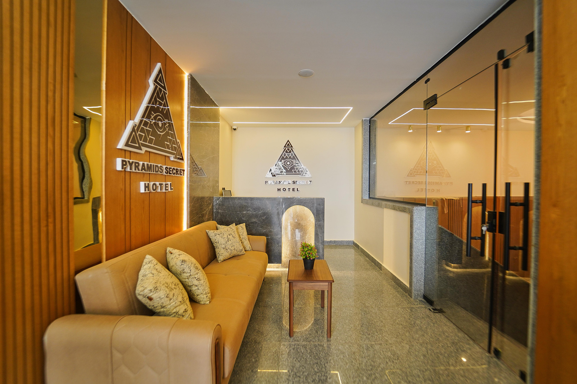 Vista Lobby Pyramids Secret Hotel