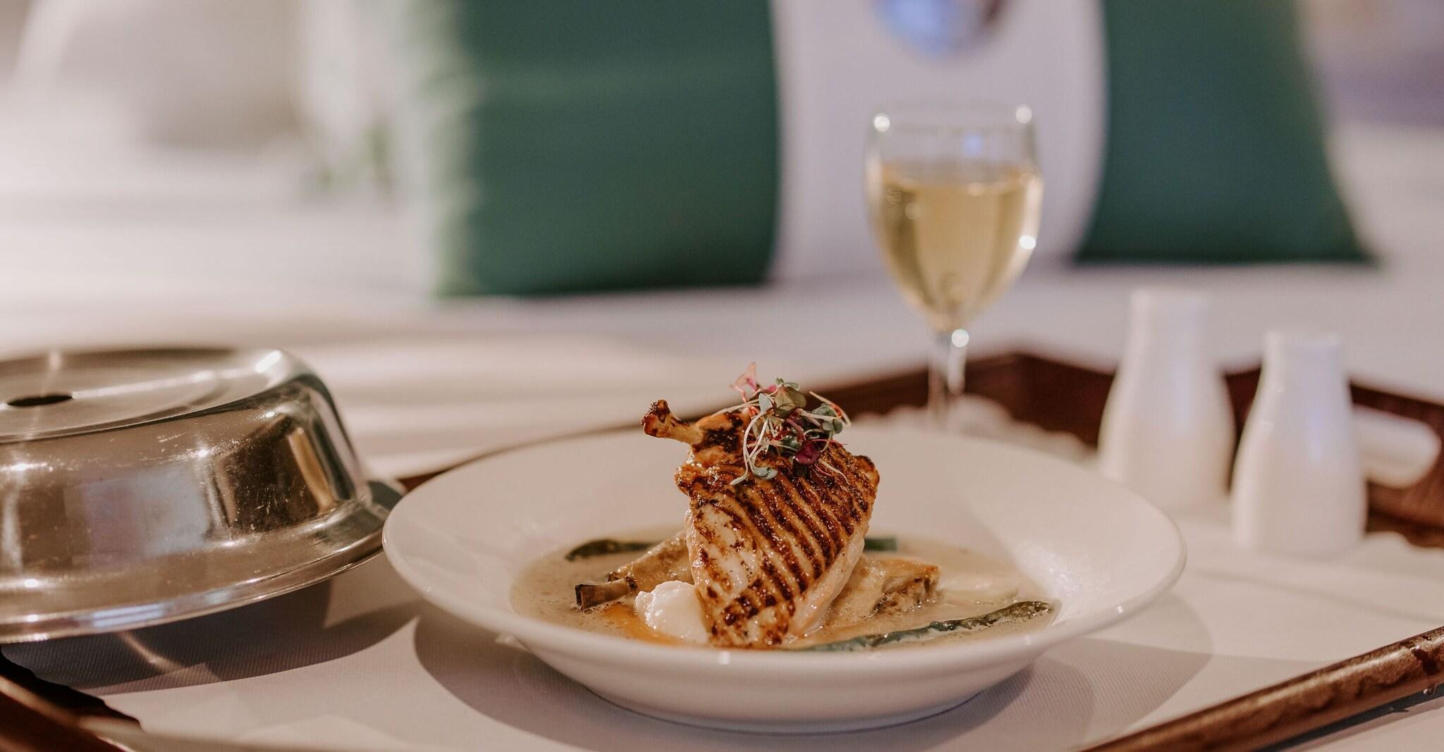 Restaurant Pacific Hotel Cairns