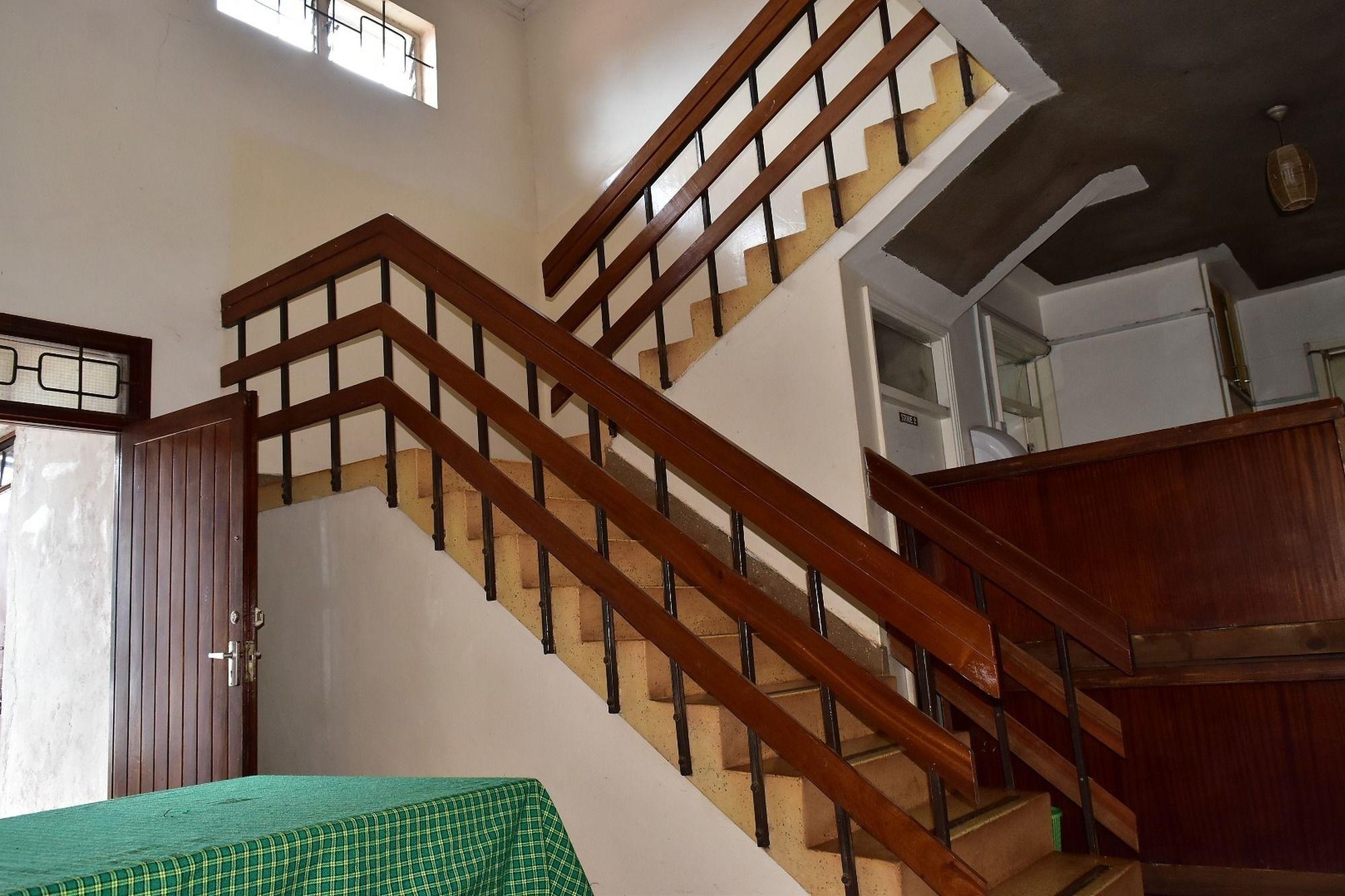 Varios Afrique Paradise Hotel