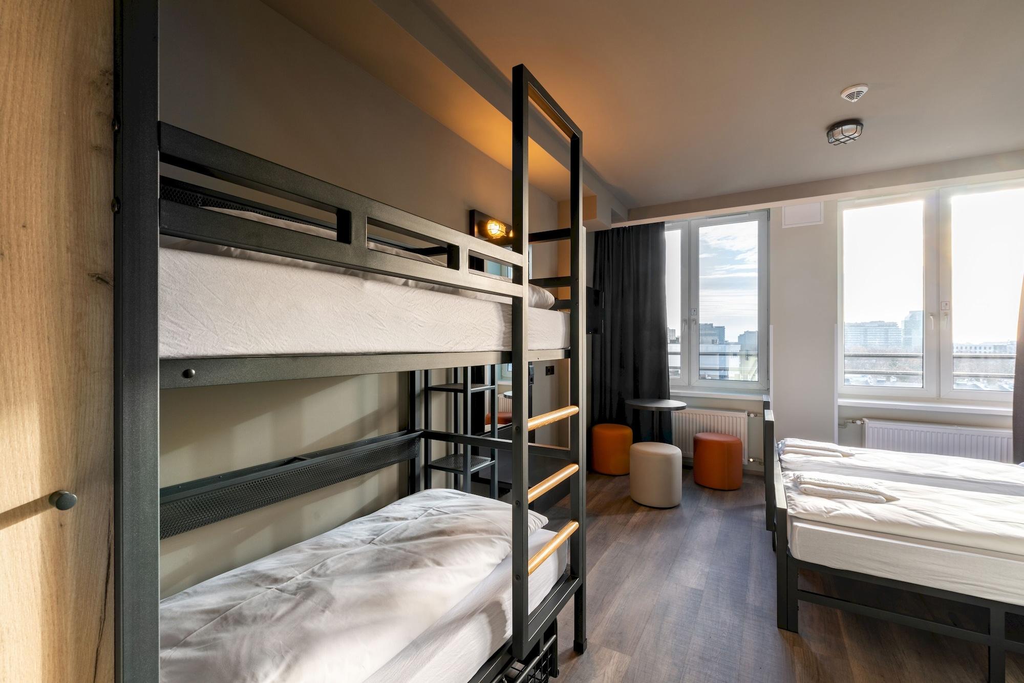 Habitación a&o Köln Dom - Hostel