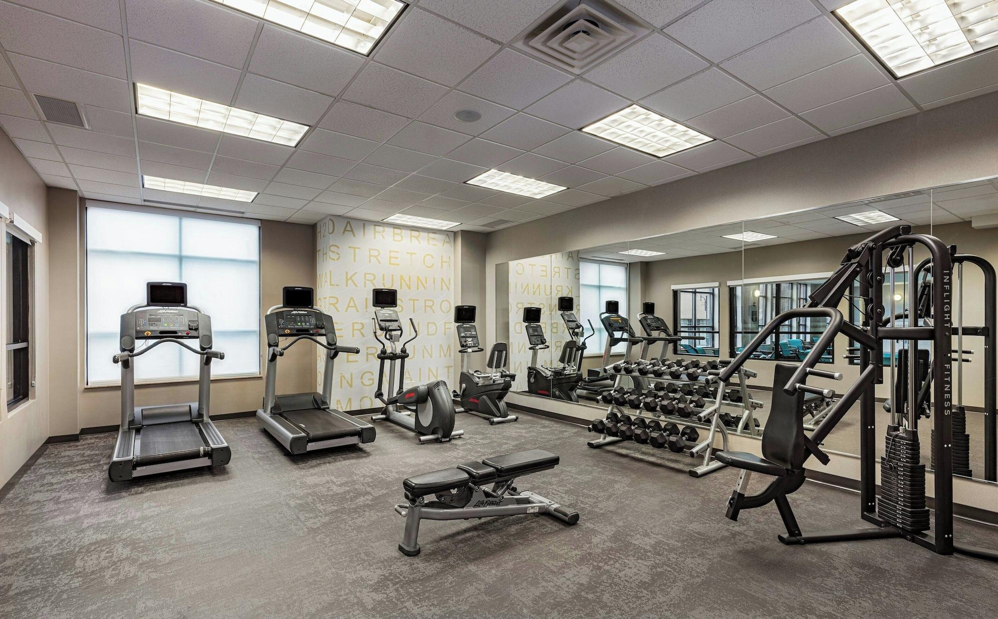 Gimnasio Residence Inn by Marriott Louisville Downtown