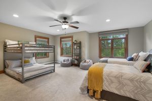 Alquiler Vacacional - The Bolton House - 5 BR 3.5 BA Home with Hot Tub