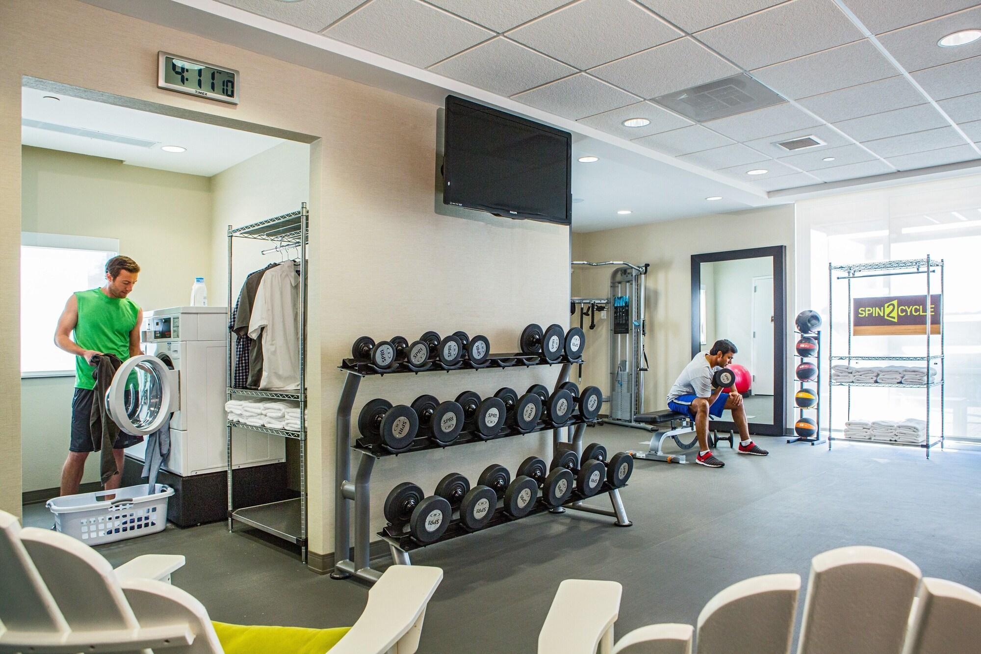 Gimnasio Home2 Suites By Hilton Sacramento At Csus