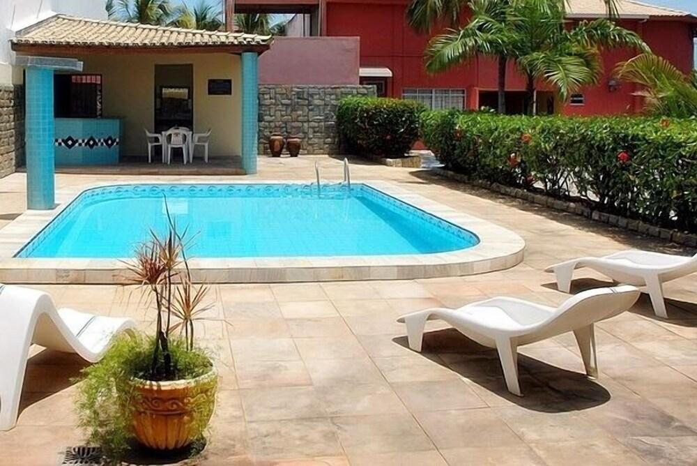 Vista Piscina Pousada Abais