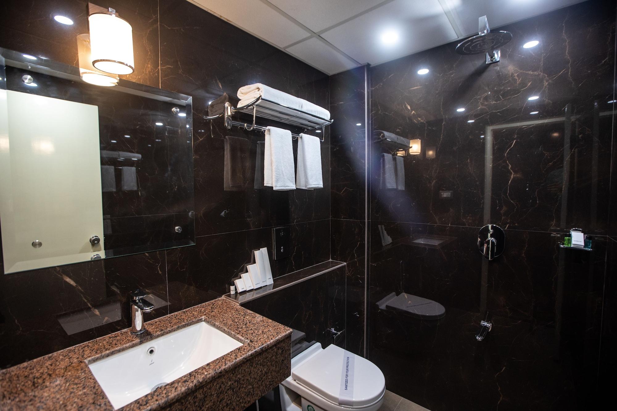 Equipamiento de Habitación Hotel Paramos Inn