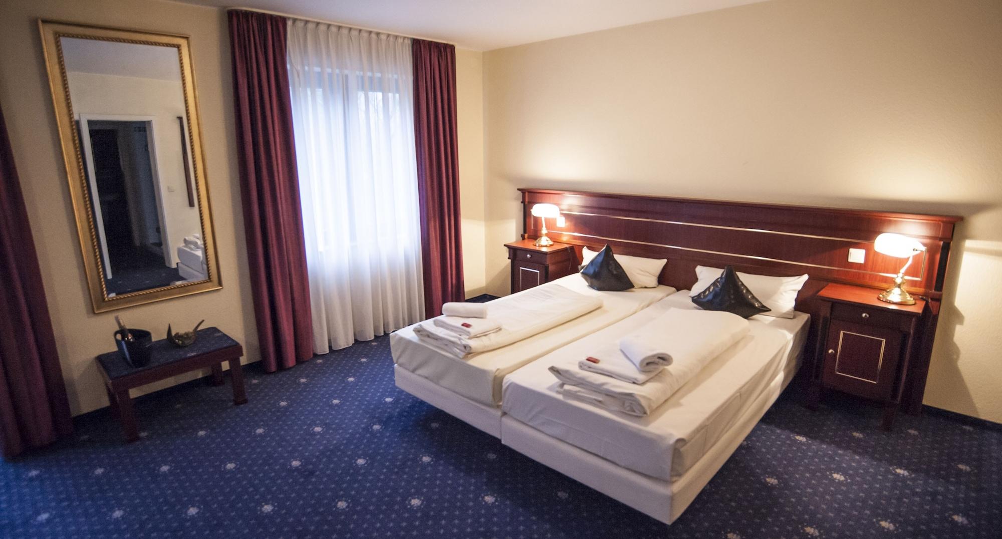 Varios Stargaze Home Hotel
