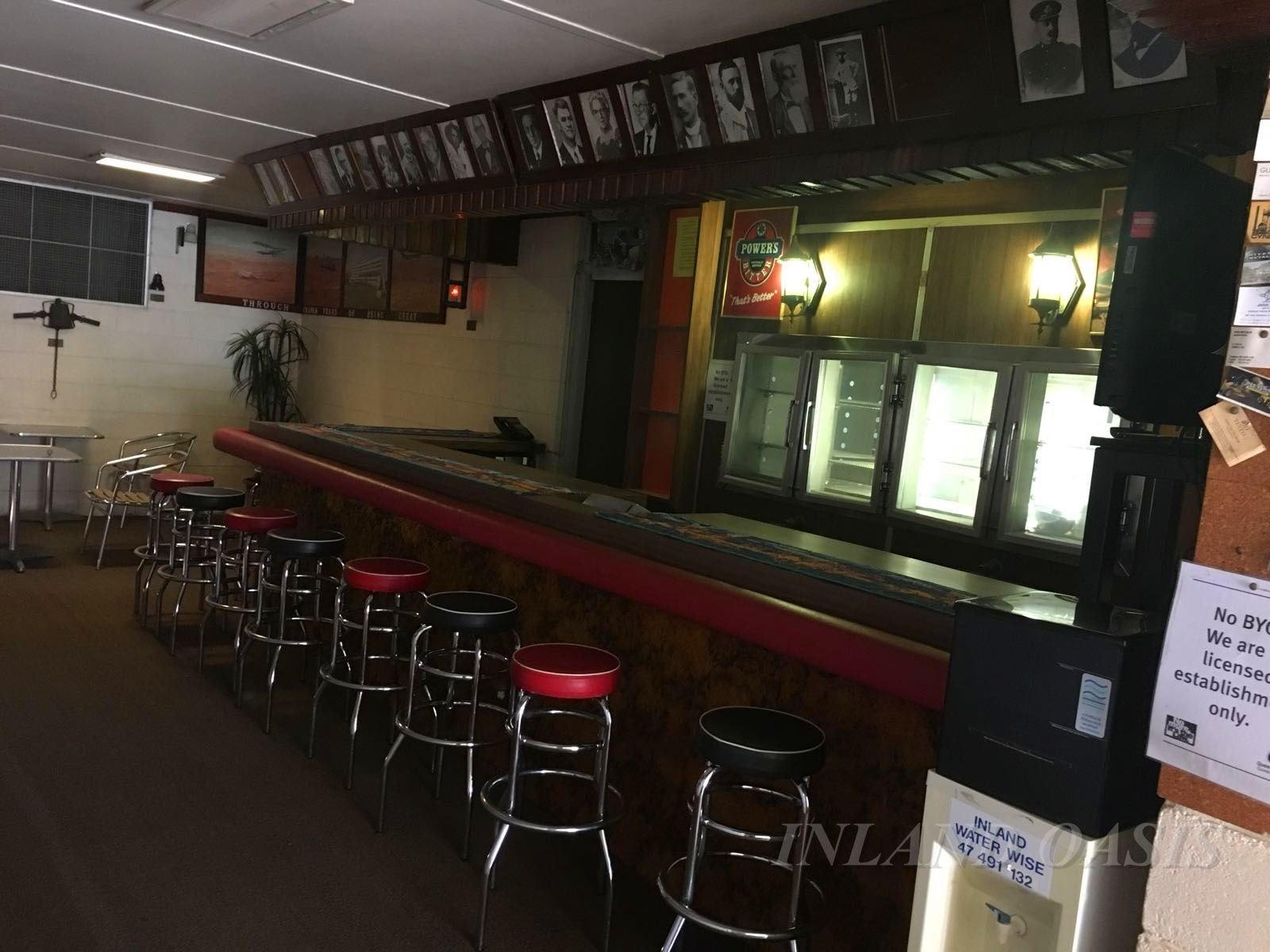 Bar/Salón Inland Oasis Motel