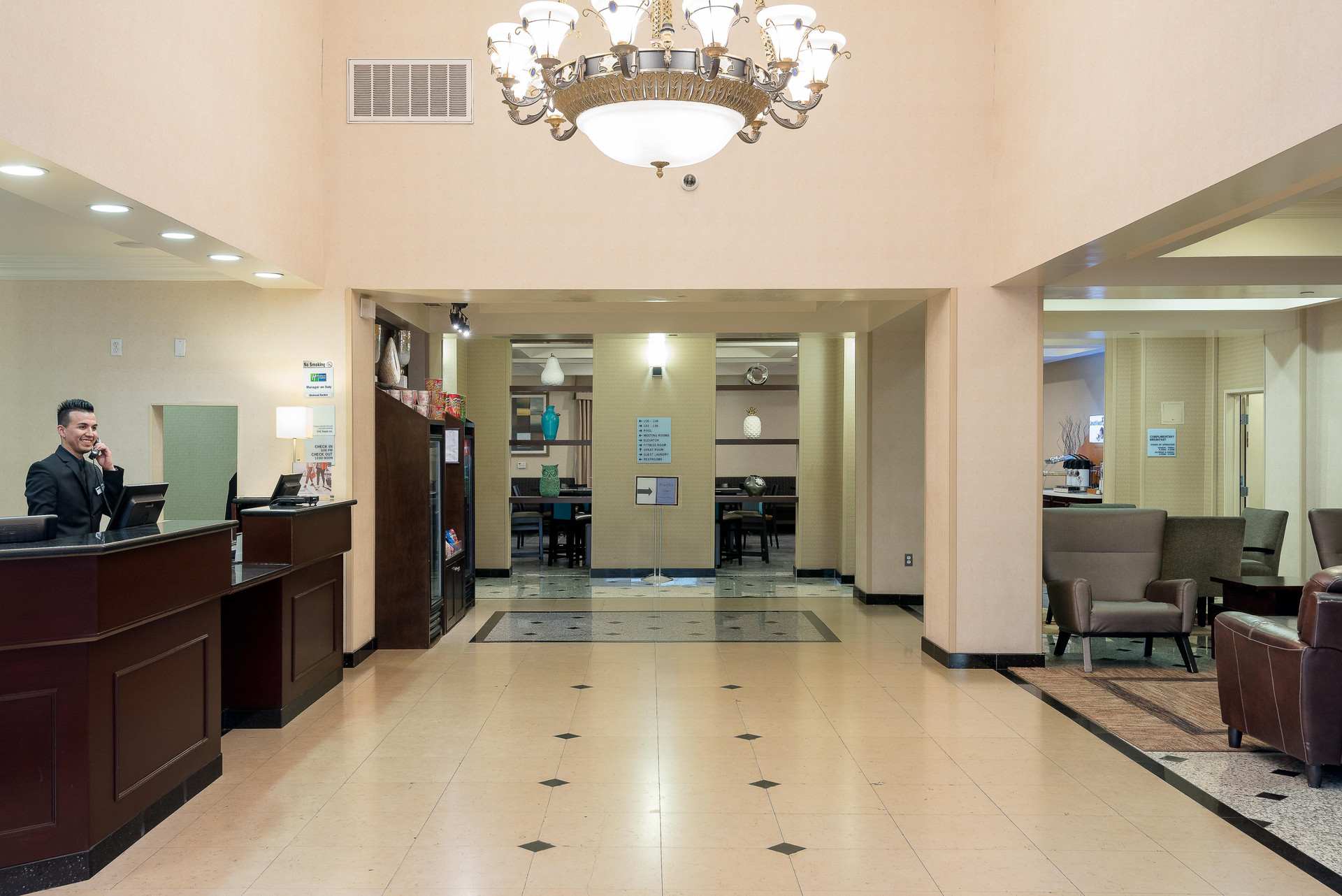 Vista Lobby Holiday Inn Express Los Angeles Airport Hawthorne by IHG