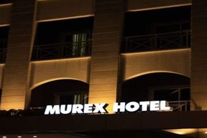 Alojamiento - Murex Hotel