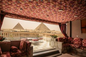 Pacote - Queen Pyramids View Inn