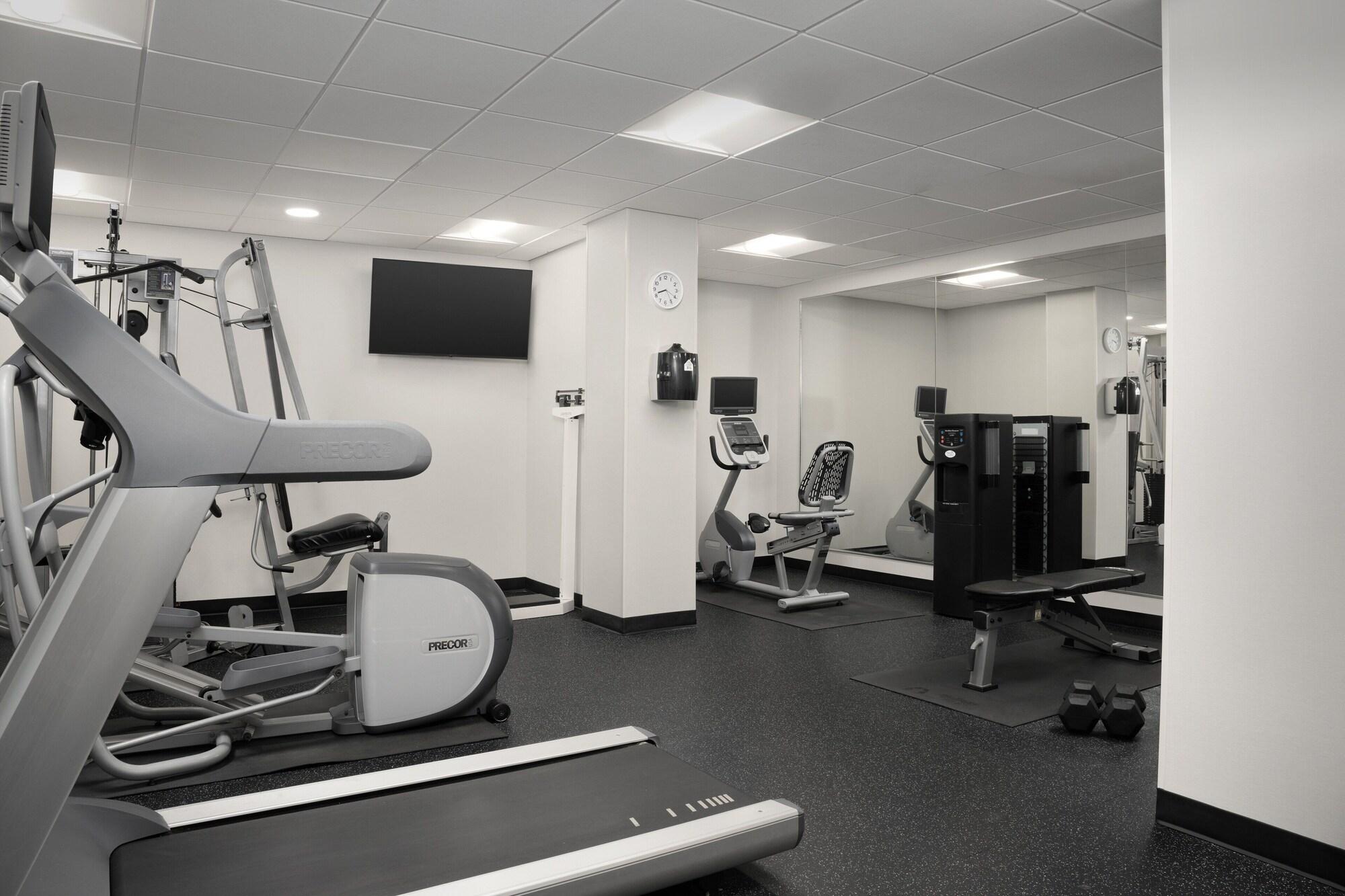 Gimnasio Holiday Inn Express & Suites Alexandria - Fort Belvoir by IHG