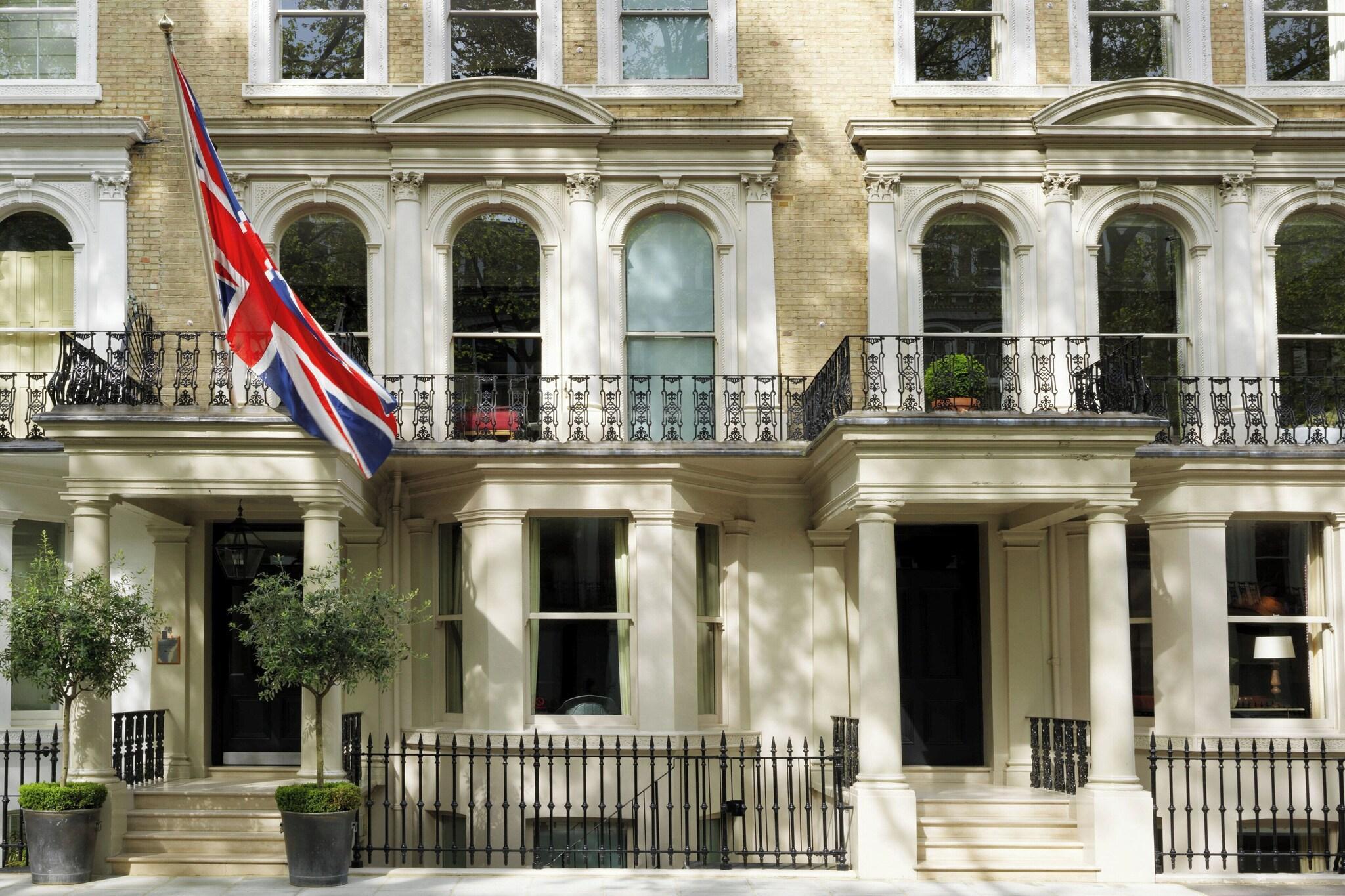 Vista Exterior Knightsbridge Hotel, Firmdale Hotels