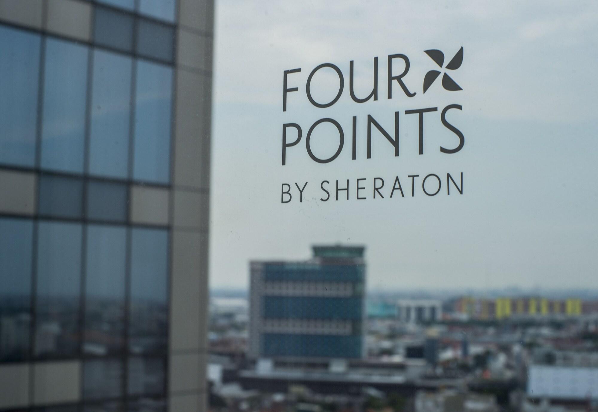 Vista Exterior Four Points by Sheraton Surabaya, Tunjungan Plaza